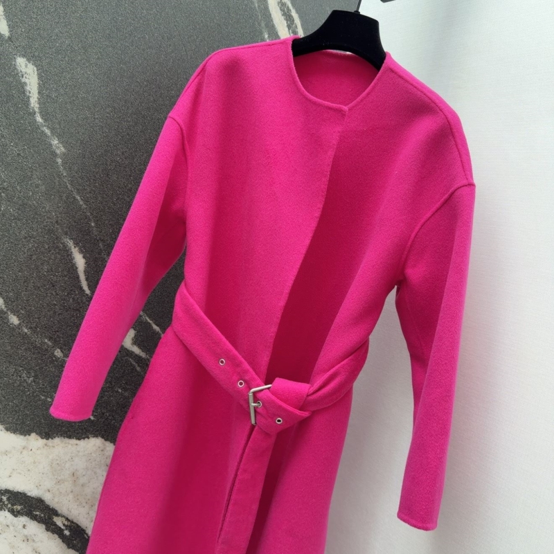 chr1st1an D10r outwear